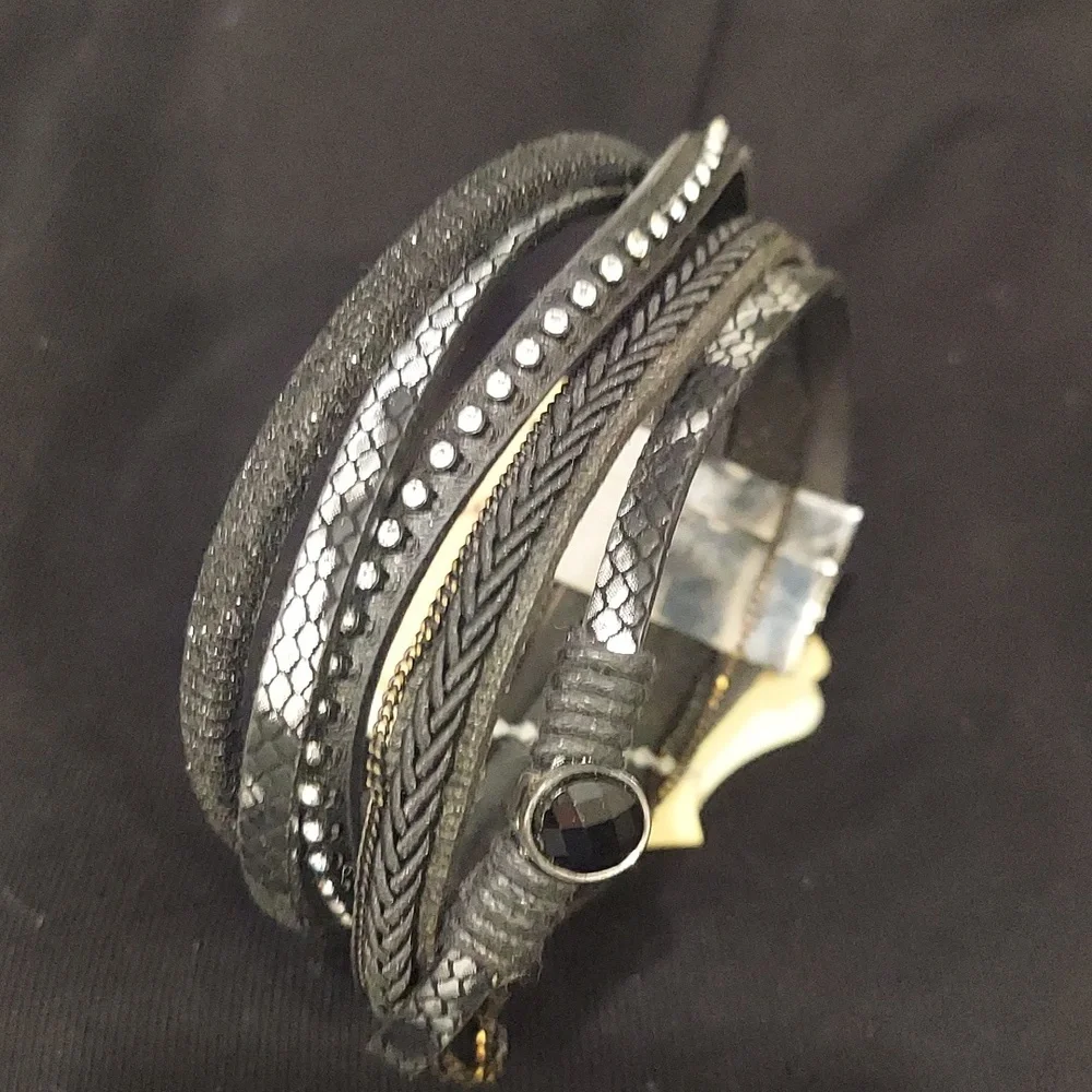 Black and Silver Multi-Layer Bracelet - Picture 3 of 7